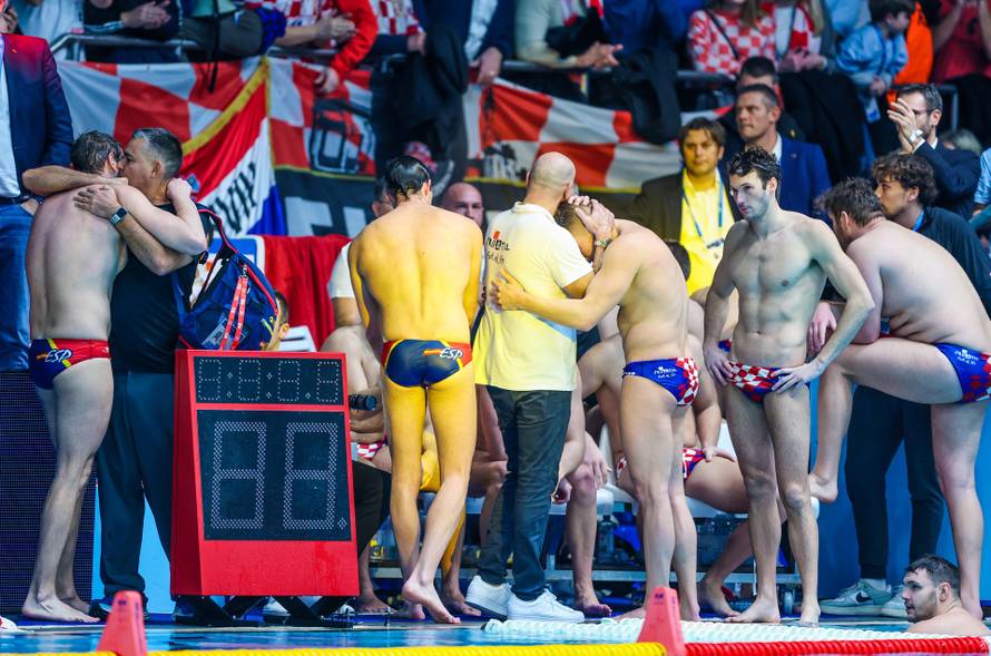 Zagreb: Hrvatski vaterpolisti razočarani, izgubili u finalu EP od Španjolske
