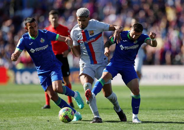 LaLiga - Getafe v FC Barcelona