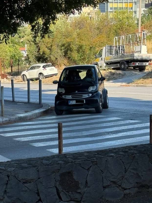 FOTO Ako trebate savjet kako (ne) parkirati, pogledajte ove bisere! Od ovoga boli glava