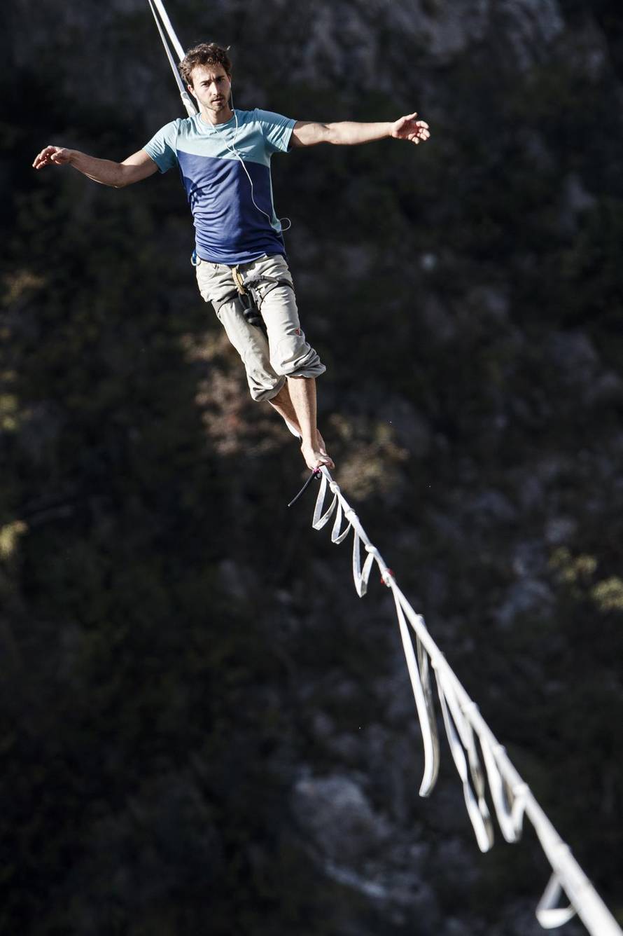 Imotski: Slackline iznad Modrog jezera
