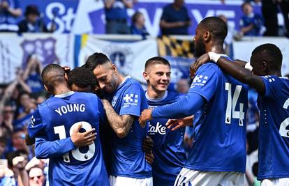 VIDEO Everton se pobjedom oprostio od Goodison Parka!
