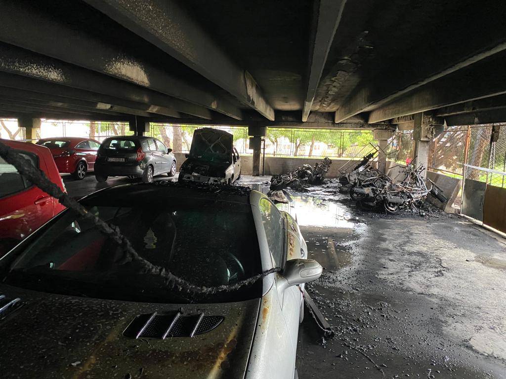 Policija utvrdila: Požar u garaži na Pujankama je podmetnut