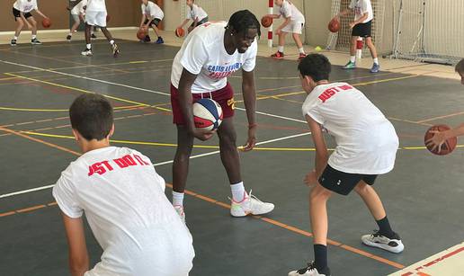 NBA zvijezda na Braču, nahvalio je malog Ukića pa rekao: Igrao bih za Hrvatsku, zašto ne?!