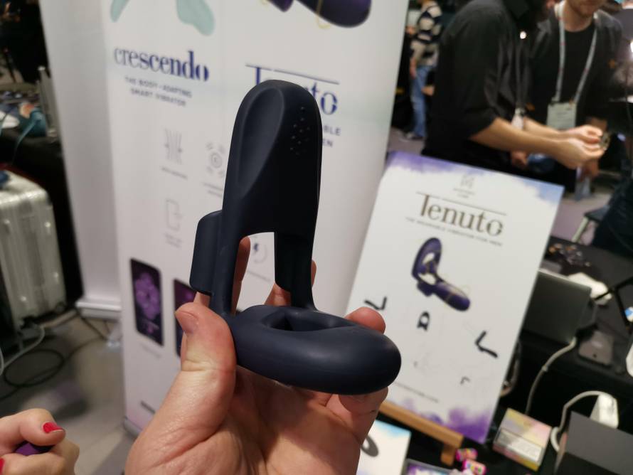 Ovo je vibrator za njega: Ali, i ona vam se može 'priključiti'...