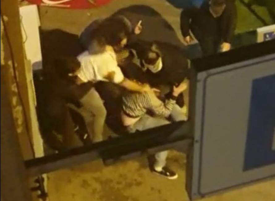 U centru Zagreba mlatili dečka, nisu stali ni kad je djevojka molila da stanu, jer je bolestan