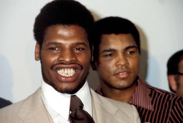 Leon Spinks And Muhammad Ali
