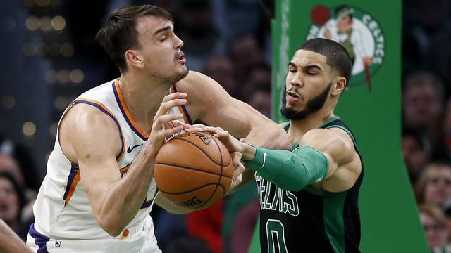 NBA: Phoenix Suns at Boston Celtics