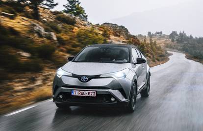 Sve samo ne dosadan: Vozili smo Toyotin crossover C-HR