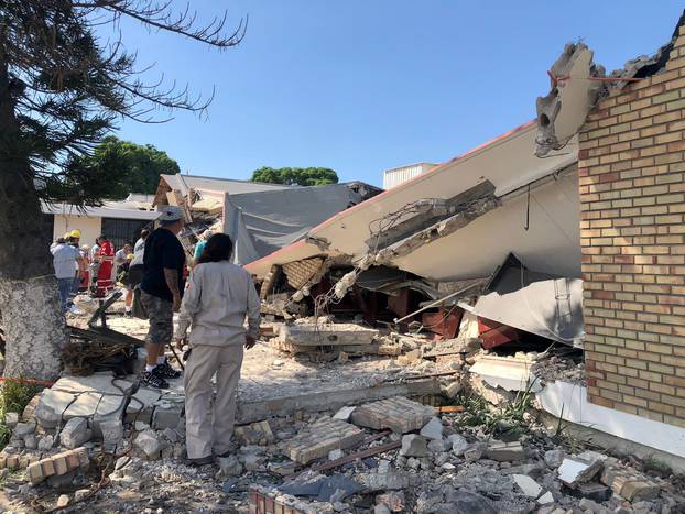 Church roof collapses in Ciudad Madero