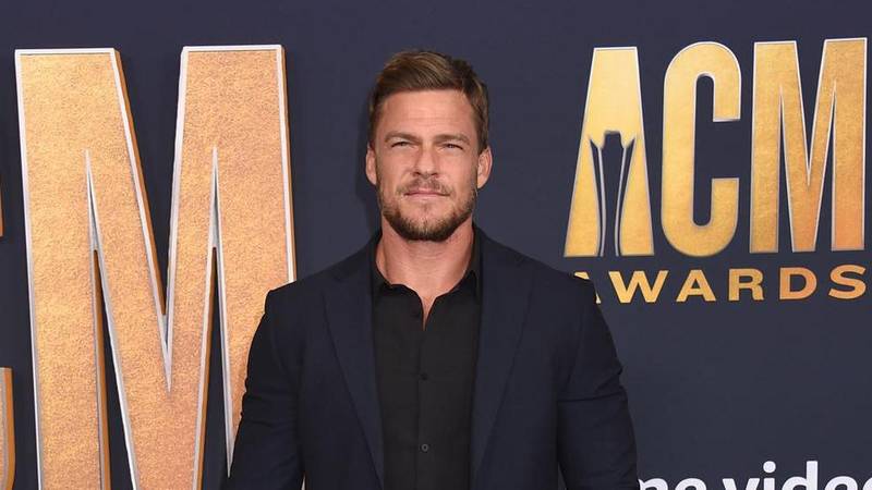 Zvijezda serije Reacher pretukla svog susjeda! Kruži snimka, on se oglasio kratkom porukom...