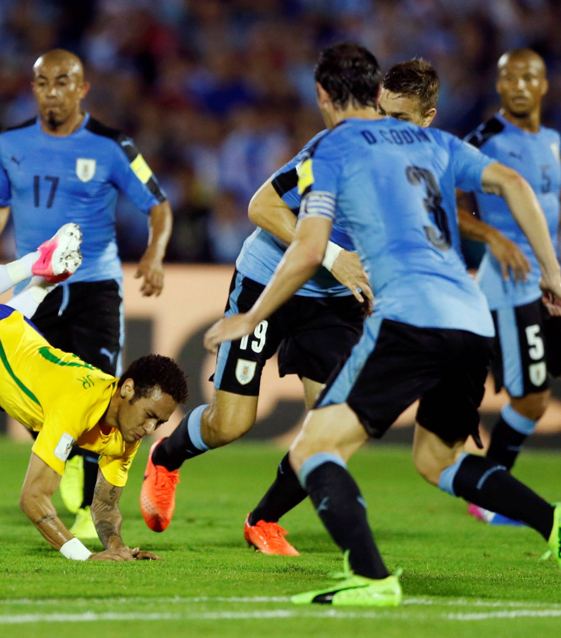 Football Soccer - Uruguay v Brazil - World Cup 2018 Qualifiers