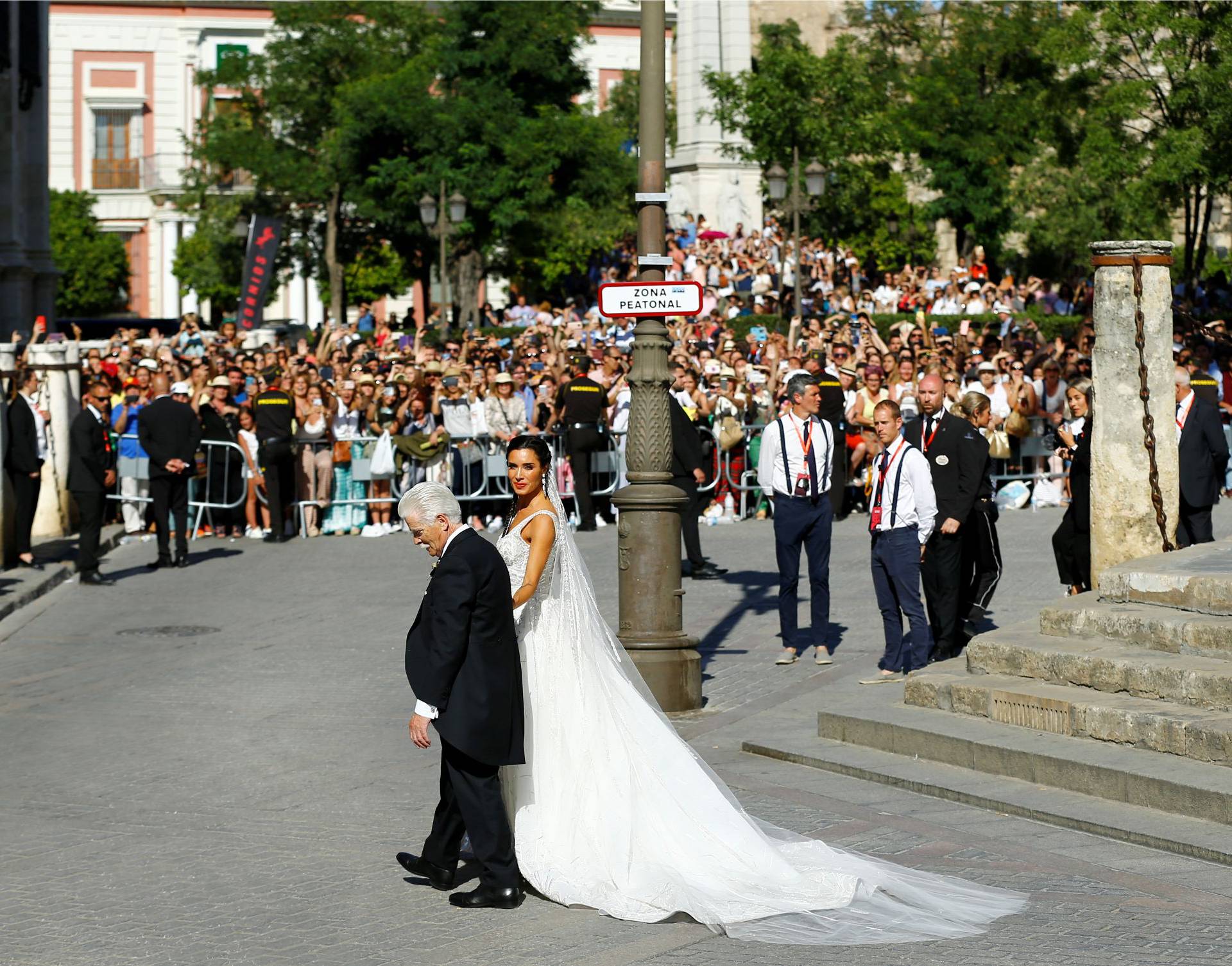Vanja zbog Ramosove svadbe u Sevillu povela vlastitu frizerku