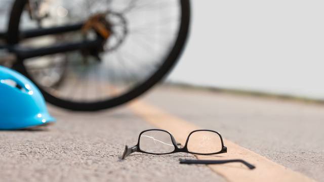 Nedelišće: Biciklisti se sudarili, jedan od njih završio u bolnici