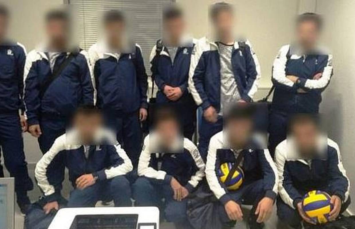 Prerušili se u odbojkaški tim: Migranti htjeli ući u Europu