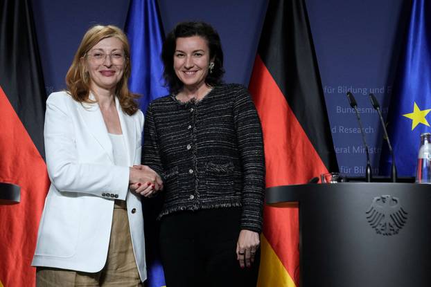 German Minister for Research, Technology and Space Baer meets with EU Commissioner Ekaterina Zaharieva