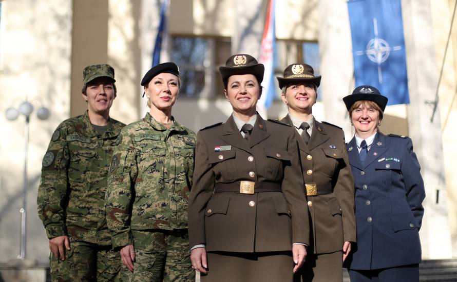 Hrvatske mirotvorke iz stepe i pustinje: Opasnost uvijek vreba