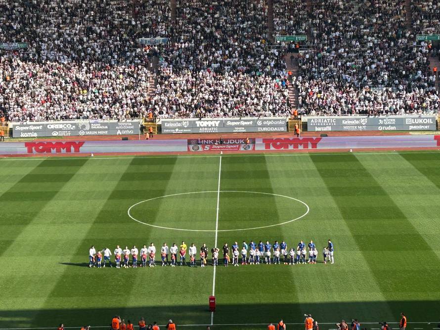 Torcida i Boysi ujedinili snage u zvižducima za aktera derbija