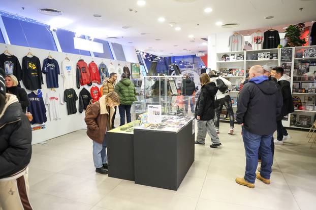 Zagreb: Otvorenje Phat Phillijeve izložbe "Memory Lane - 40 godina hip-hopa"