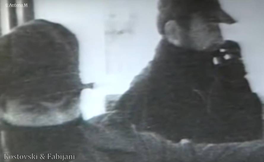 Ovo je fotka iz 1979. godine i na njoj Arkan pljačka banku?