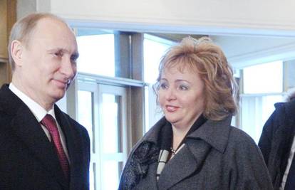 Putinova bivša odabrala je 21 godinu mlađeg biznismena?