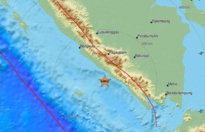 Potres jačine 6,3 po Richteru pogodio južnu obalu Indonezije