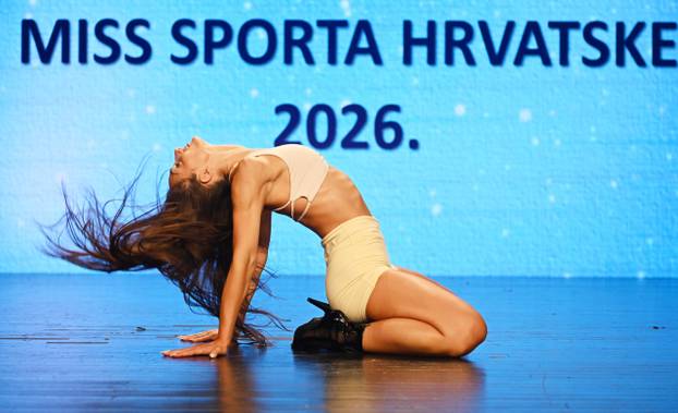 FOTO Špaga, skok, kolut! Evo kako se zagrijavaju djevojke u finalu izbora za Miss sporta