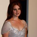 Lana Del Rey šokirala: Sve više nalikuje na voštanu figuru