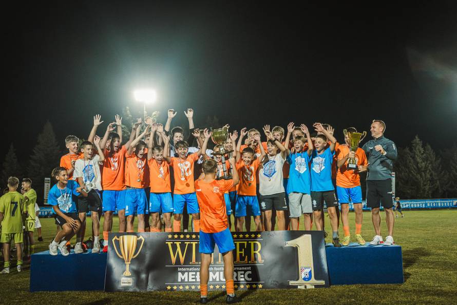 Varaždin osvojio međunarodni turnir Međimurec U14! Na ovim je terenima stasao i Gvardiol...