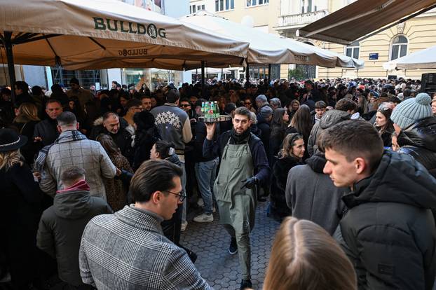 Popodnevna gužva u centru grada