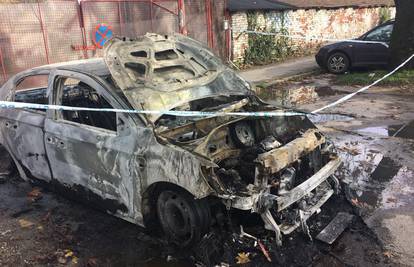 Požari na autima po Zagrebu zapaljeni otvorenim plamenom