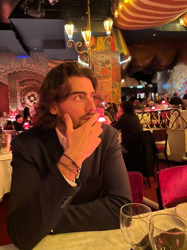 FOTO Šime se i dalje prisjeća Pariza: Ponovno je objavio fotke s Majom, evo što su vidjeli