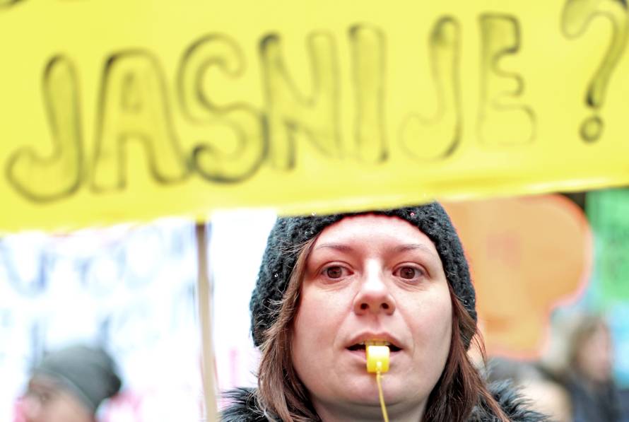 Velika fotogalerija: Prosvjed 'Hrvatska mora bolje'  na Trgu