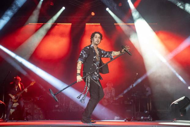 Pula: Parni valjak održao koncert u prepunoj Areni 