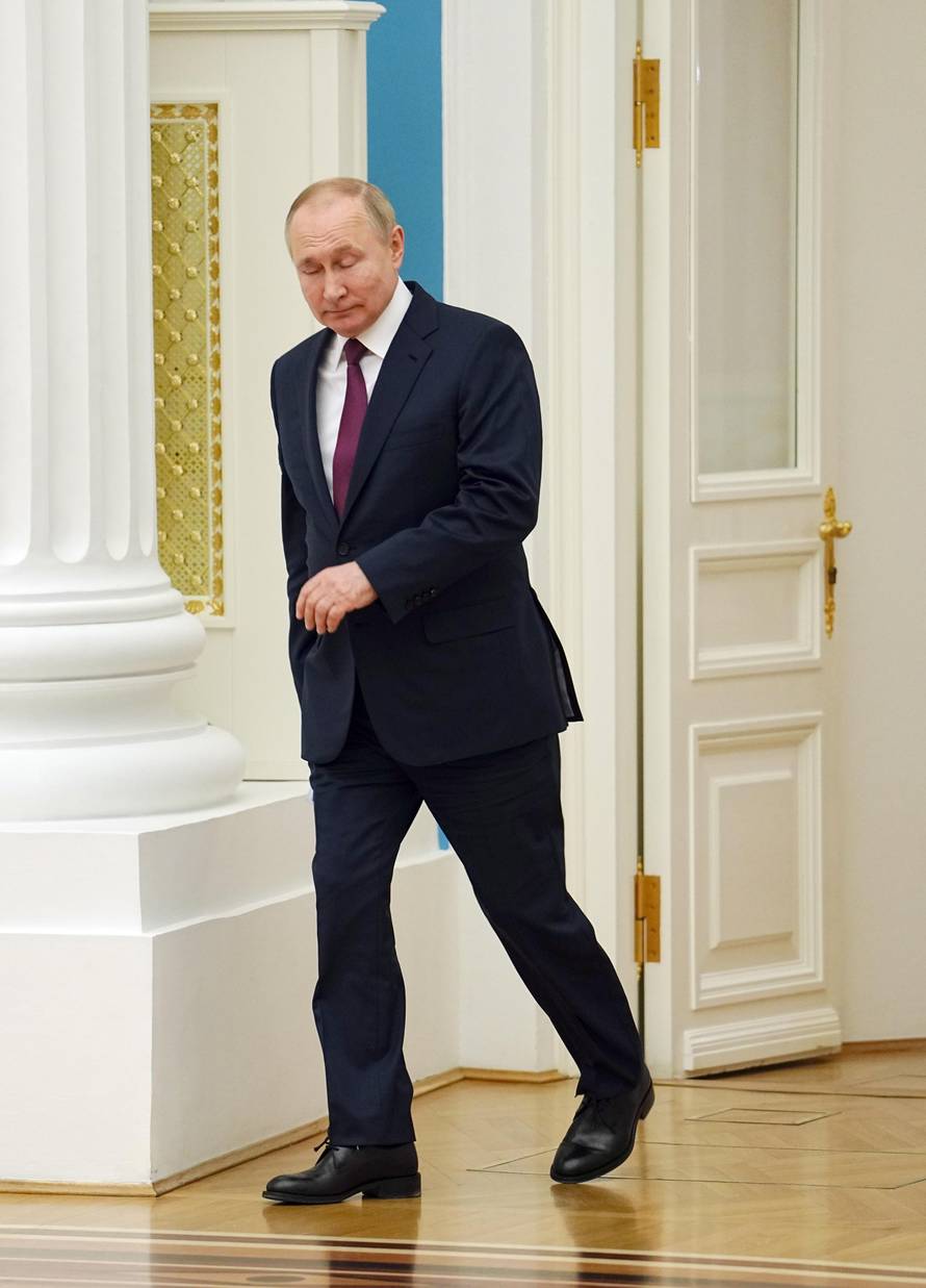 Chancellor Scholz travels to Moscow