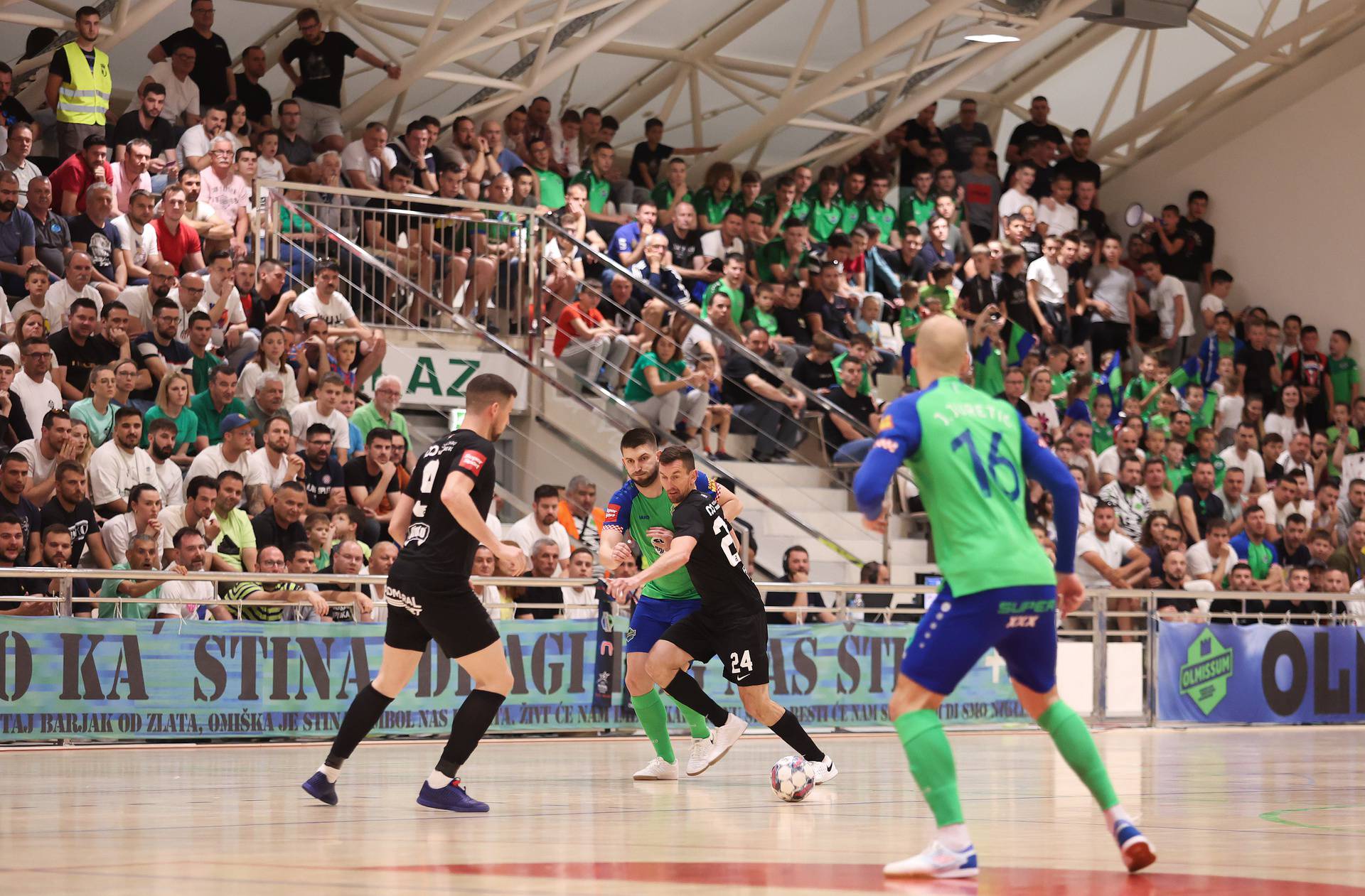 Omiš: 4. utakmica finala HMNL između Futsal Dinama i Olmissuma