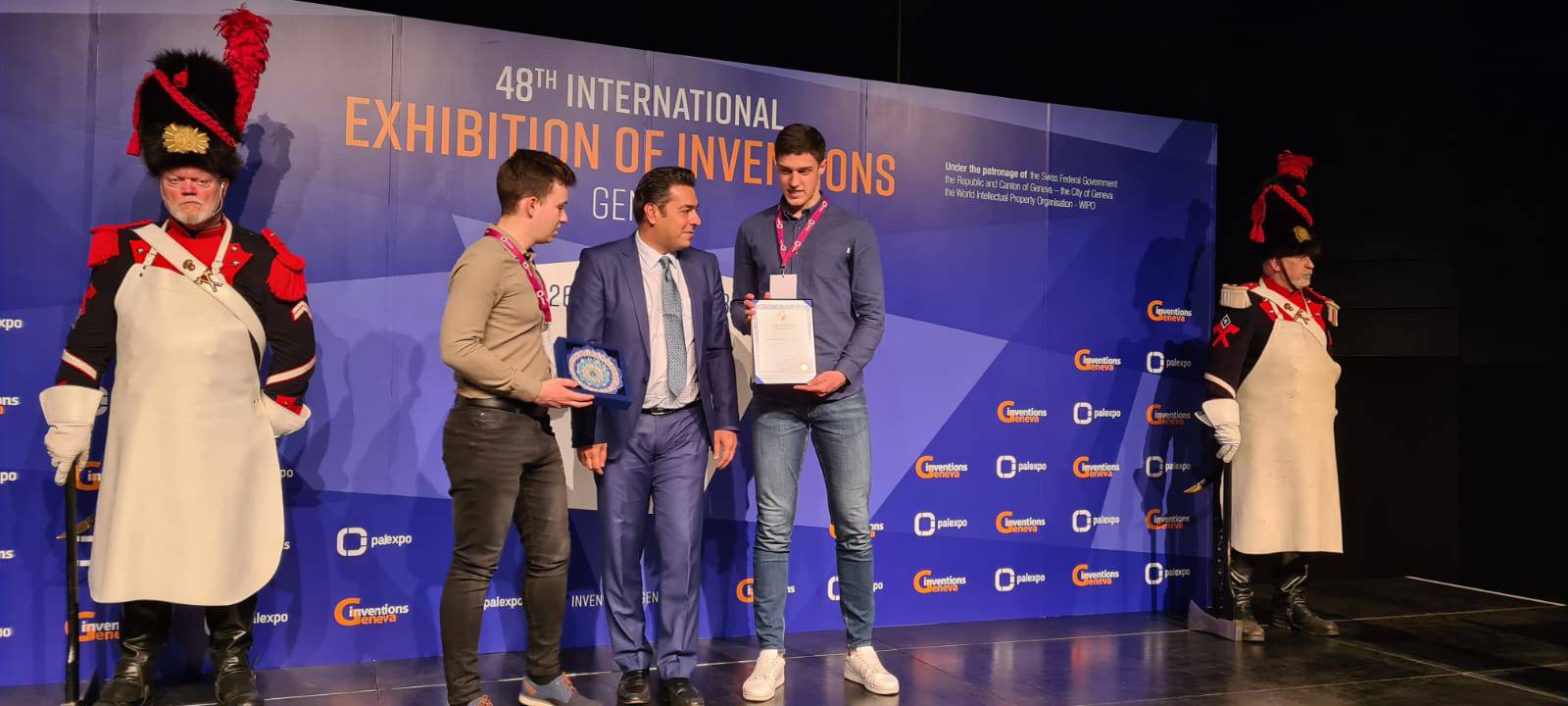 Hrvatski inovatori 'pomeli' su konkurenciju u Ženevi: Za svoj pametni vrt osvojili tri nagrade