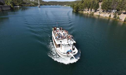 Brodski obilazak Nacionalnog parka Krka oduševio je turiste