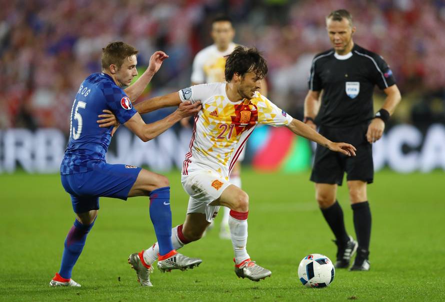 Croatia v Spain - Group D: UEFA Euro 2016