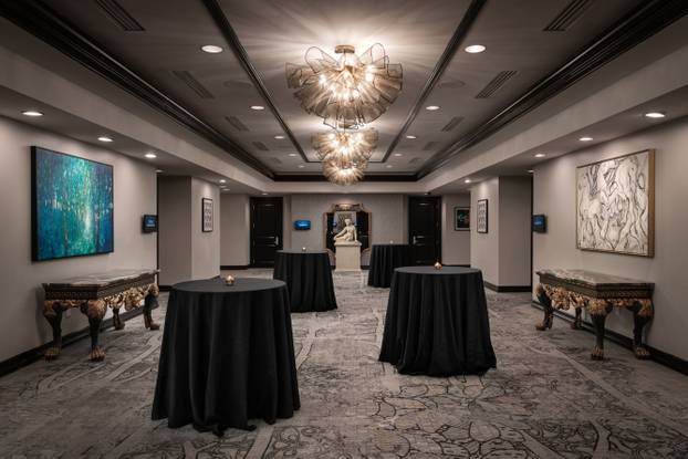 FOTO Zavirite u hotel 'vatrenih'. Sobe do 1400 eura i specijaliteti kuće: steak od 170 eura i puževi