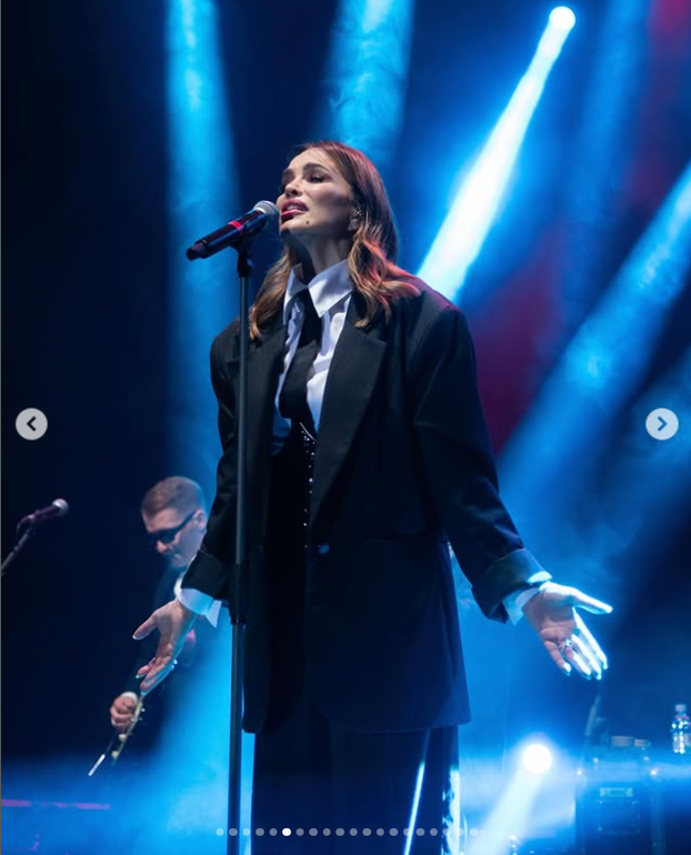 FOTO Ma sve joj dobro stoji! Evo koje je sve modne kombinacije Severina isfurala na nastupima