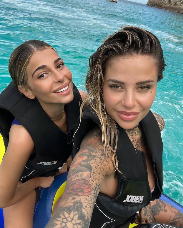 FOTO Od 'Tigrice' do odvjetnice. Ovo su paragvajske i francuske WAGS-ice: Koje su zanosnije?