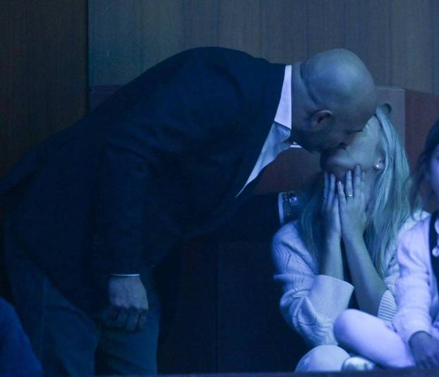 Zagreb: Davor Luk&scaron;i&cacute; sa suprugom Cristel Carrisi i djecom u&zcaron;ivao u koncertu njenog oca Al Bana