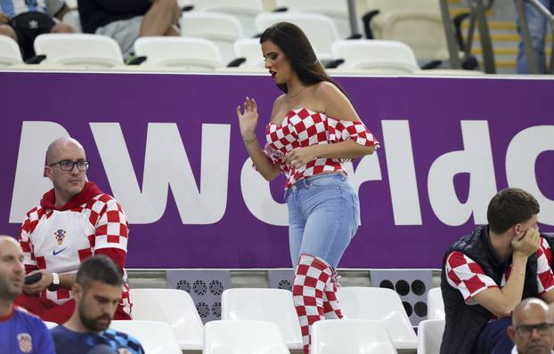 firo : 13.12.2022, Football, Soccer, FIFA WORLD CUP 2022 QATAR, World Cup 2022 Qatar, World Cup 2022 Qatar, Semifinals, Match 61, Argentina - Croatia