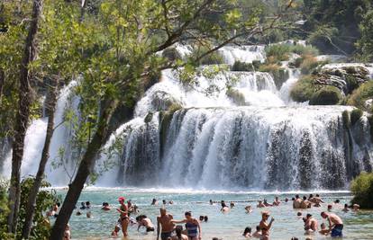 'Na suncu se ugriju i u hladnoj Krki dožive temperaturni šok!'