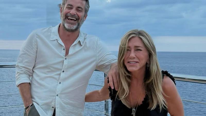 Novi dečko Jennifer Aniston objavio dosad neviđene fotografije za njezin rođendan
