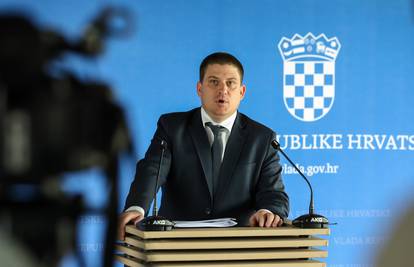 Butković: Raspisali smo natječaj za nabavu dva baterijska vlaka