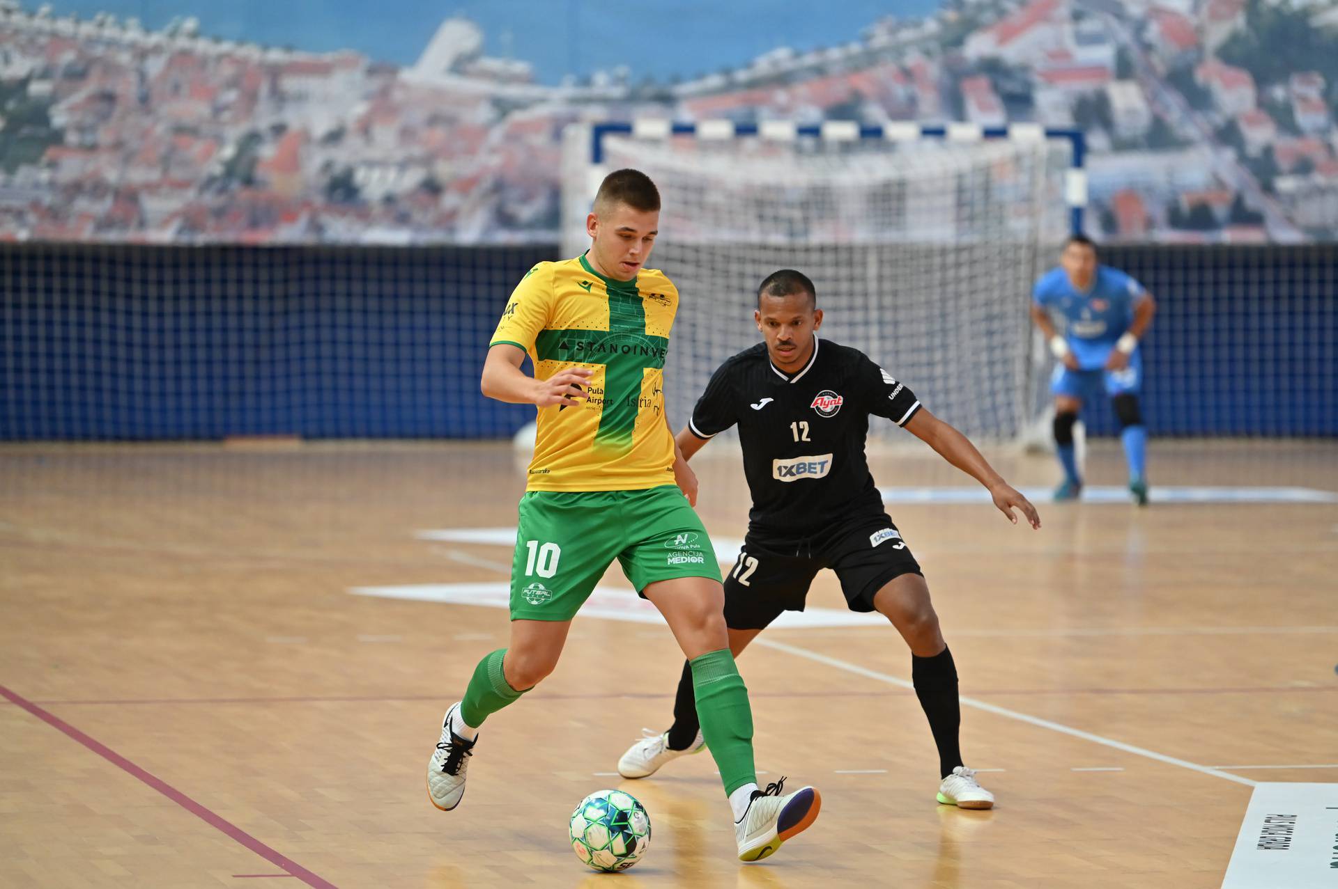 Makarska: UEFA Futsal Liga prvaka, Ayat Kazahstan - Futsal Pula