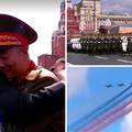 VIDEO Kinezi marširaju, Putin grli Sjevernokorejca, avioni na nebu iscrtali rusku zastavu...