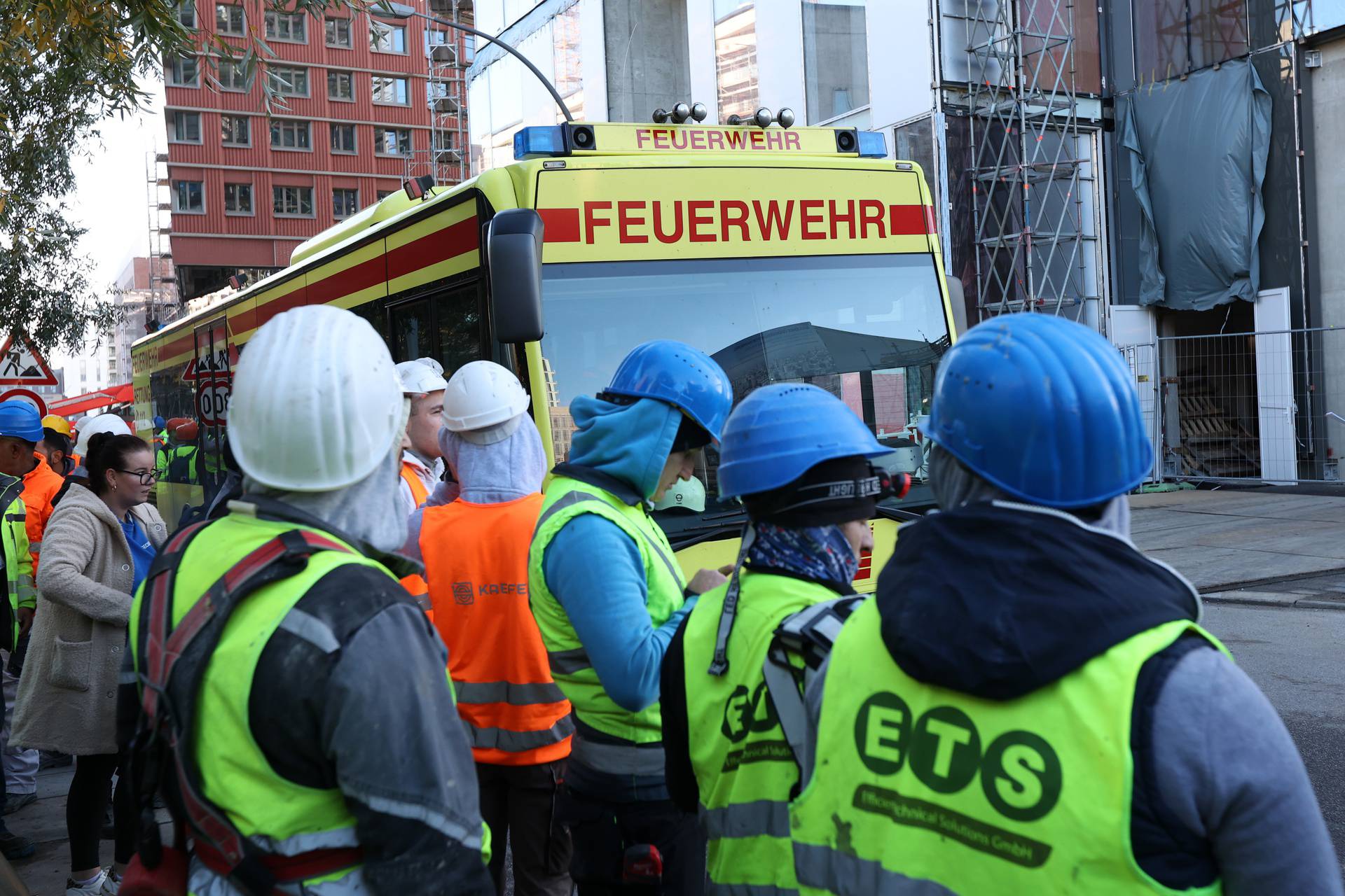 Na gradilištu u Hamburgu pale skele, najmanje ?etiri osobe poginule