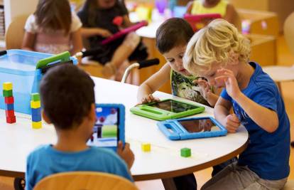 Klinci učitelje gotovo i ne trebaju: Školuju se na iPadima